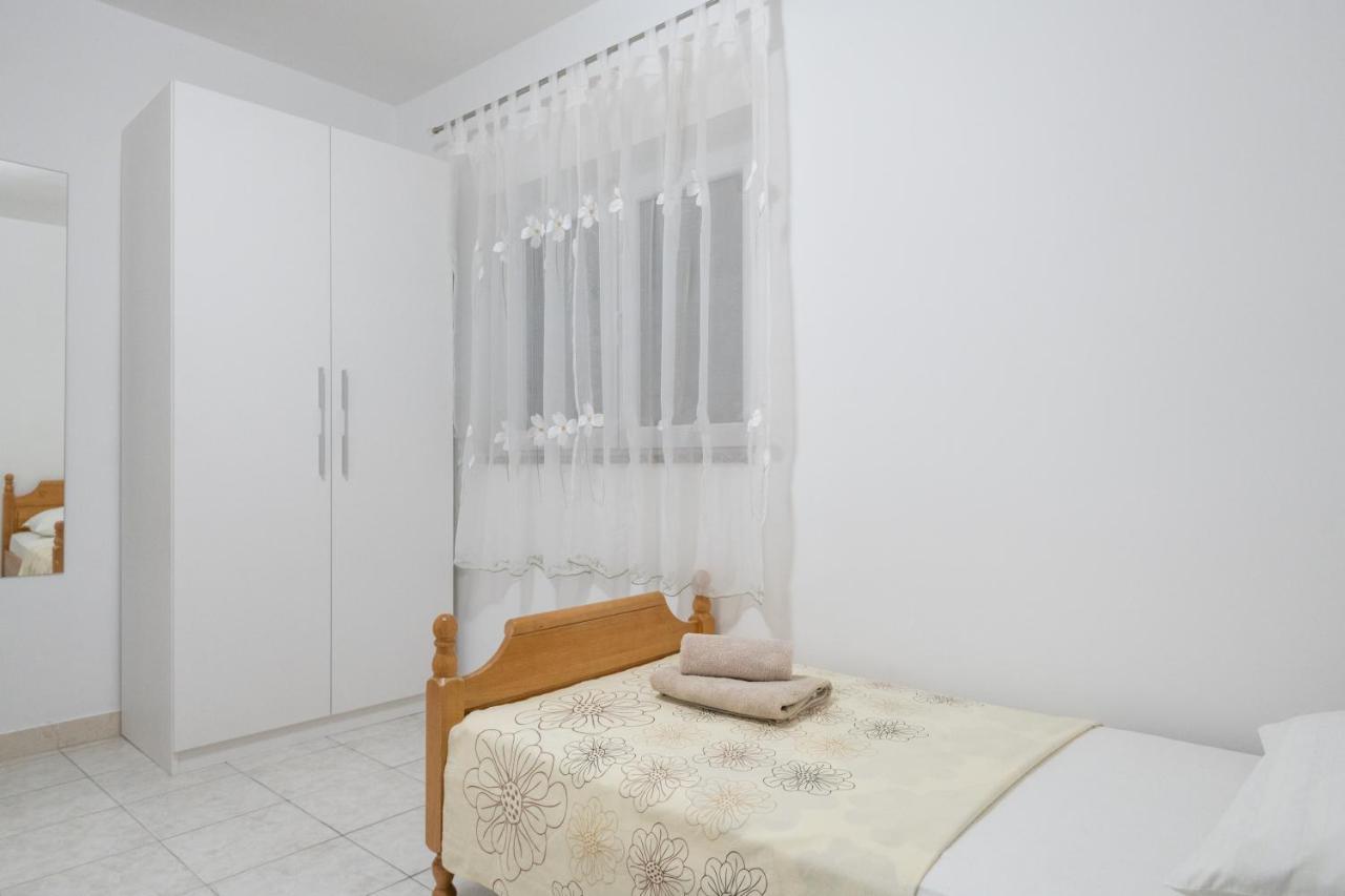 Apartman Ruza Podgora Exterior photo